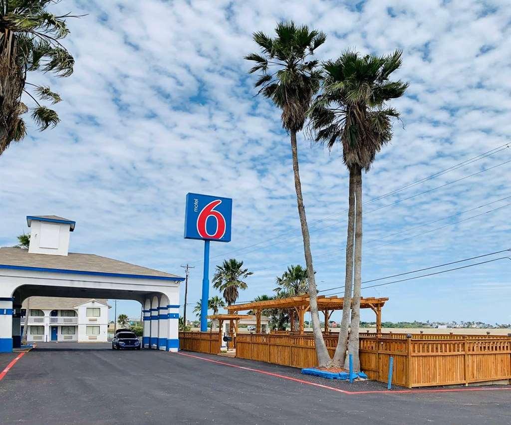 Motel 6 Portland Exterior foto